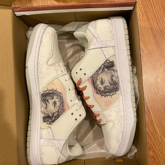Passion of christ nike sb Clearance